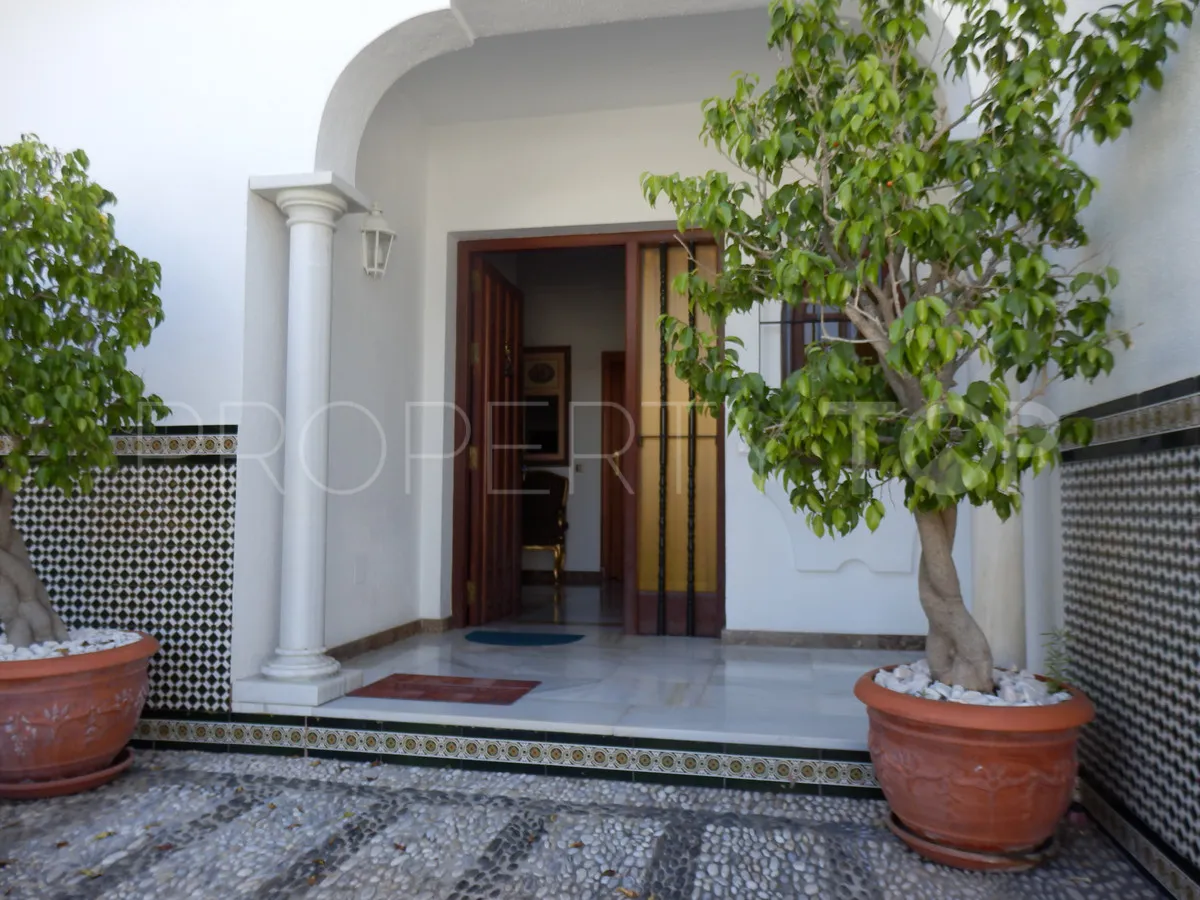 Villa en venta en Guadalmina Alta