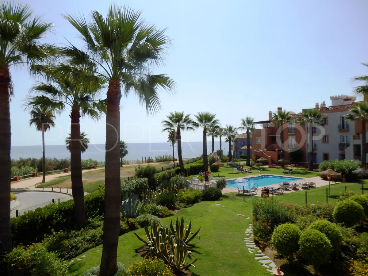For sale town house in Casares Playa with 3 bedrooms
