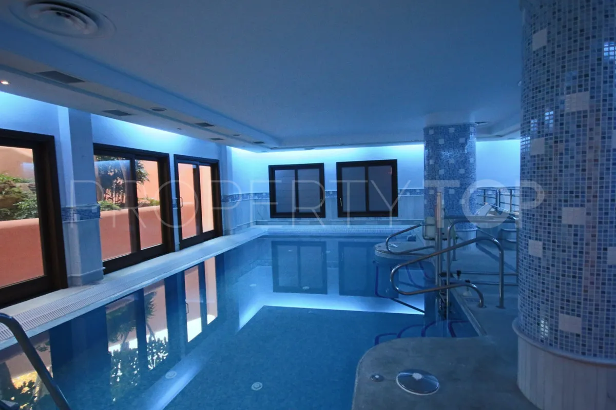 Comprar apartamento de 3 dormitorios en New Golden Mile