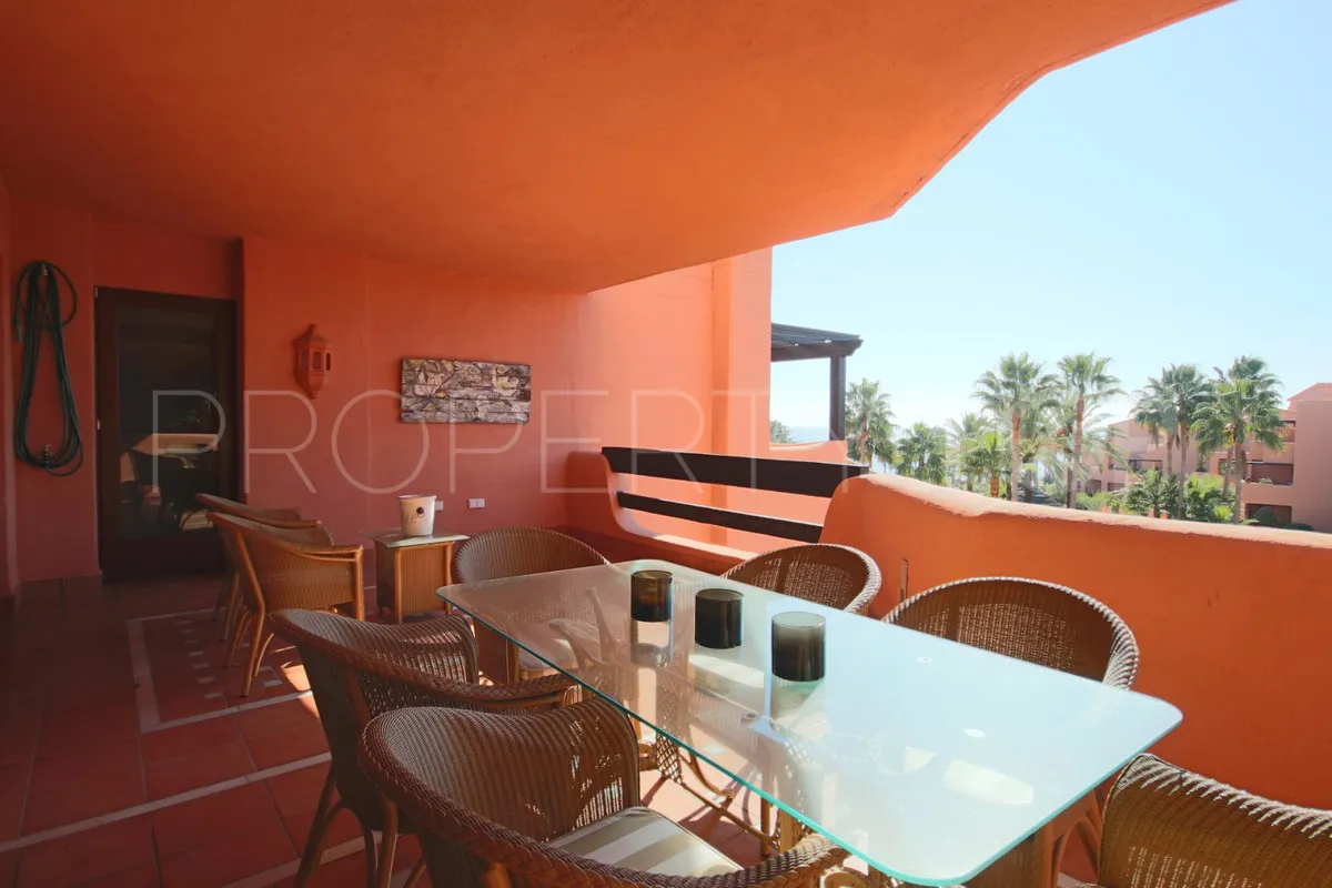 Comprar apartamento de 3 dormitorios en New Golden Mile