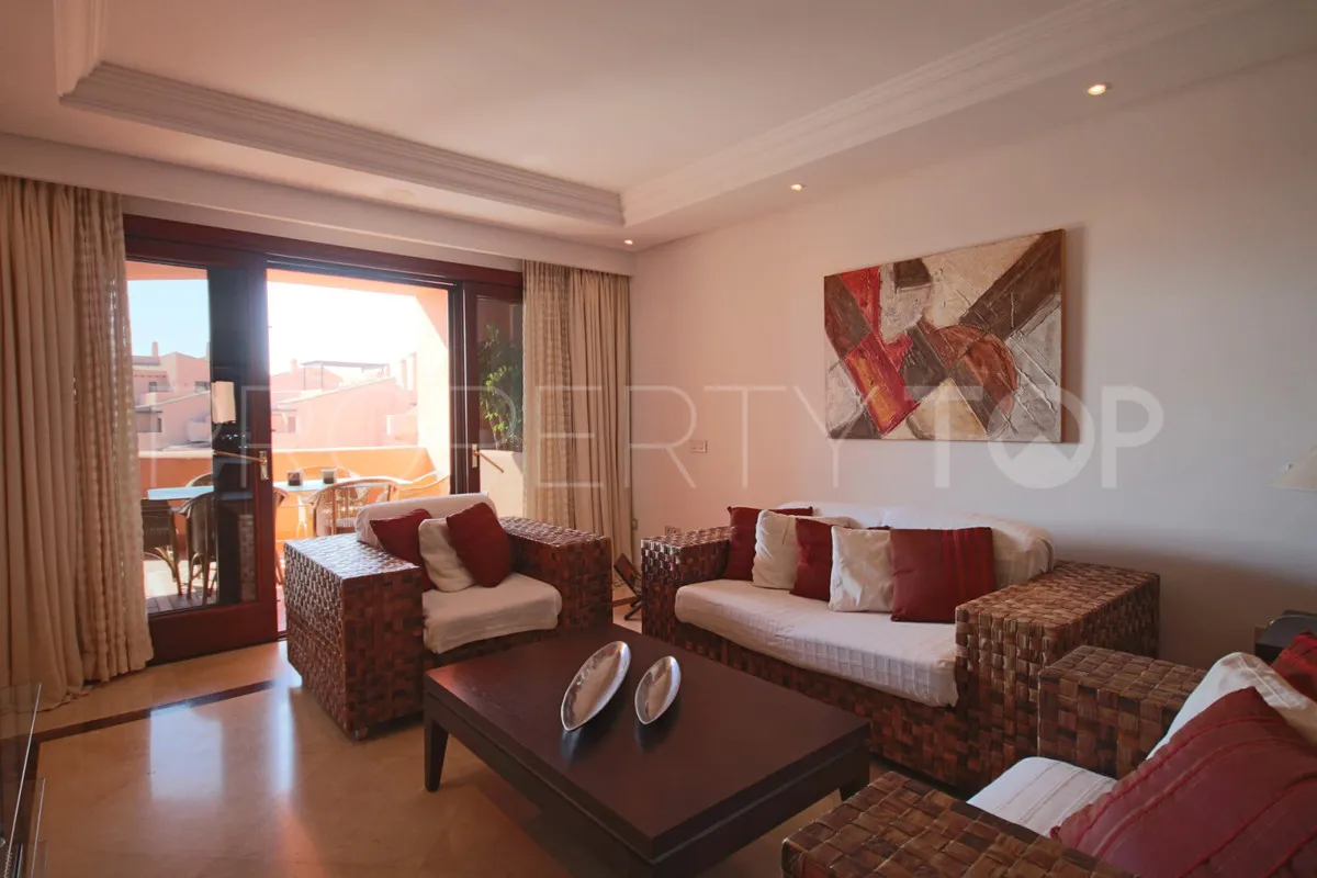 Comprar apartamento de 3 dormitorios en New Golden Mile