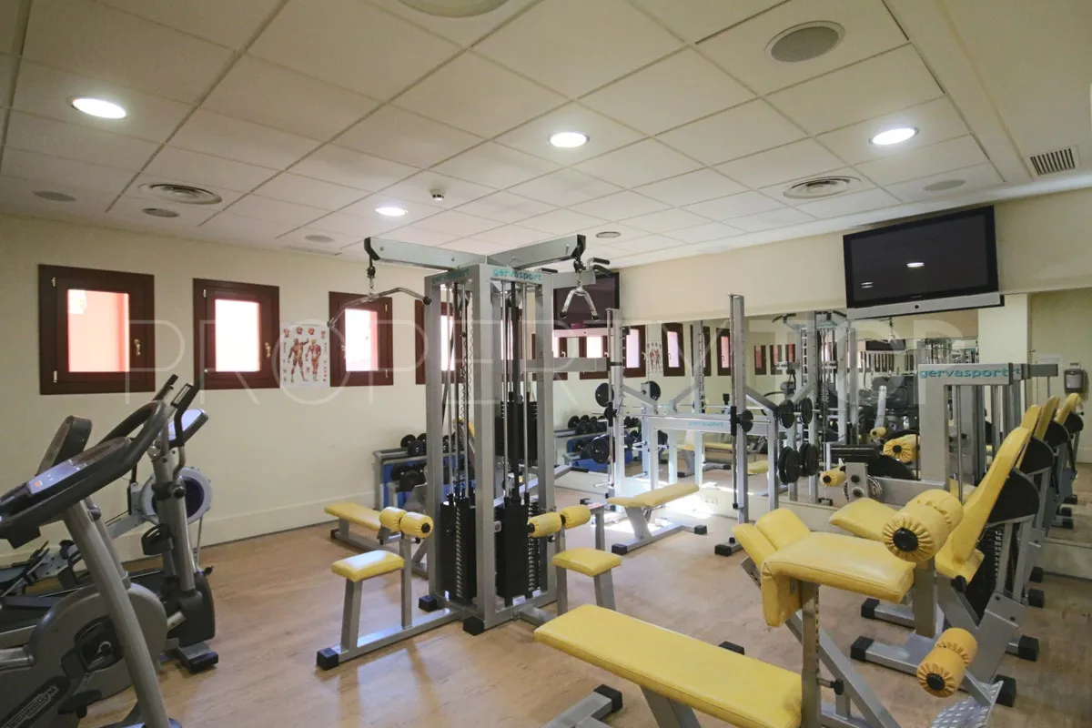 Comprar apartamento de 3 dormitorios en New Golden Mile