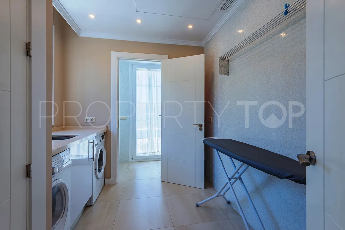Villa en venta en Marbella Golden Mile