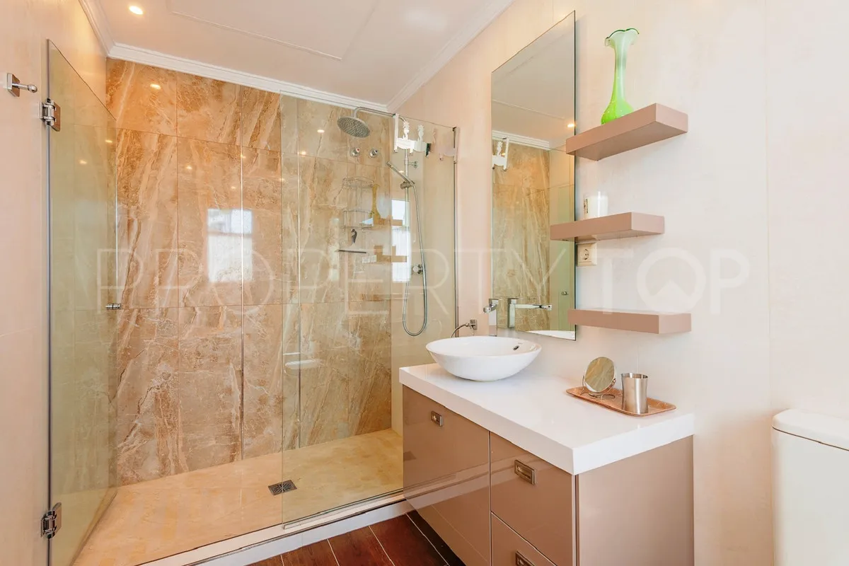 Villa en venta en Marbella Golden Mile