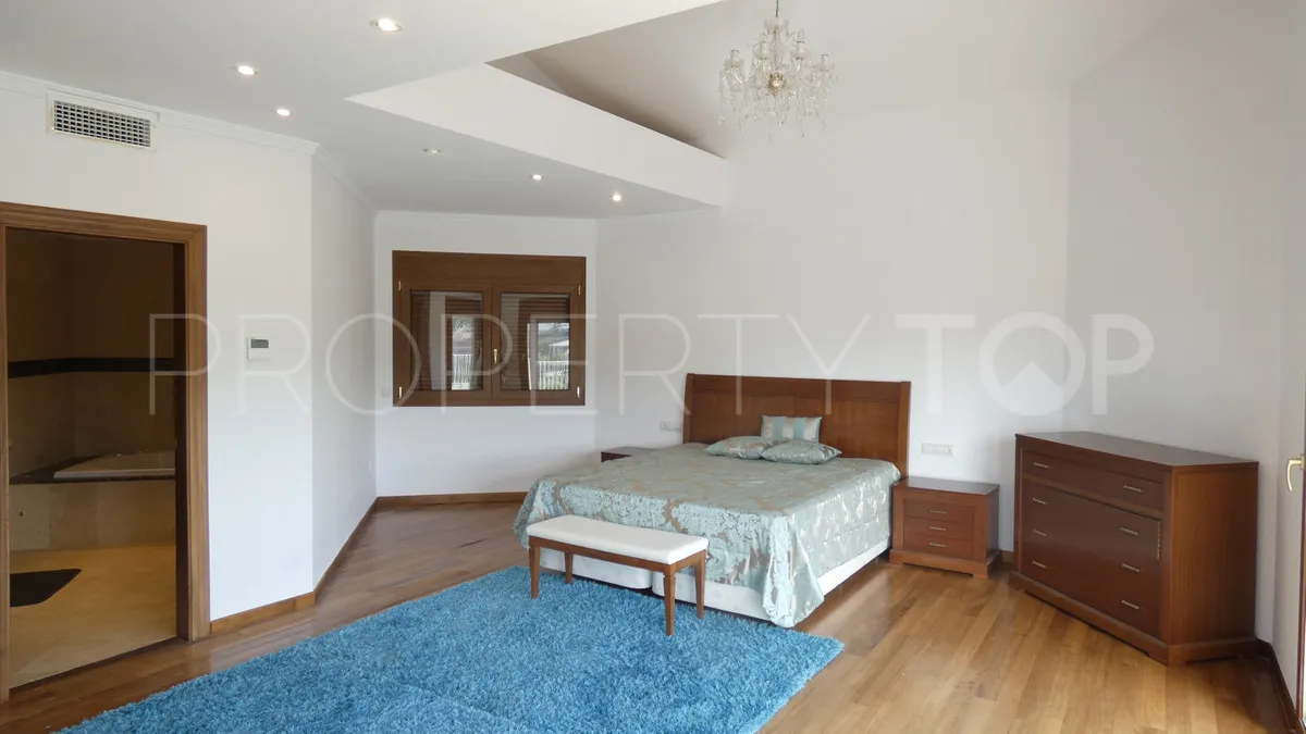 4 bedrooms villa for sale in Los Flamingos