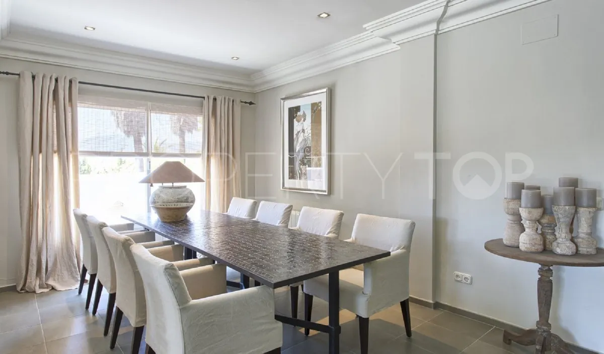 For sale villa in Atalaya