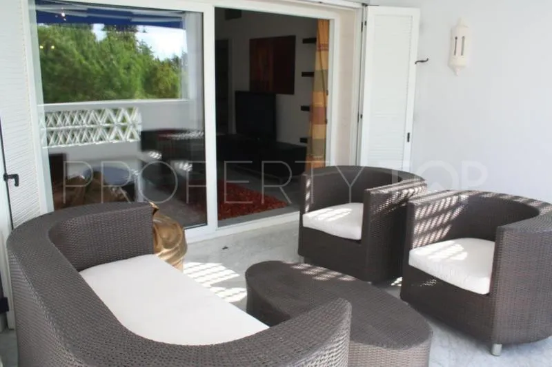 For sale apartment in Marbella - Puerto Banus with 3 bedrooms