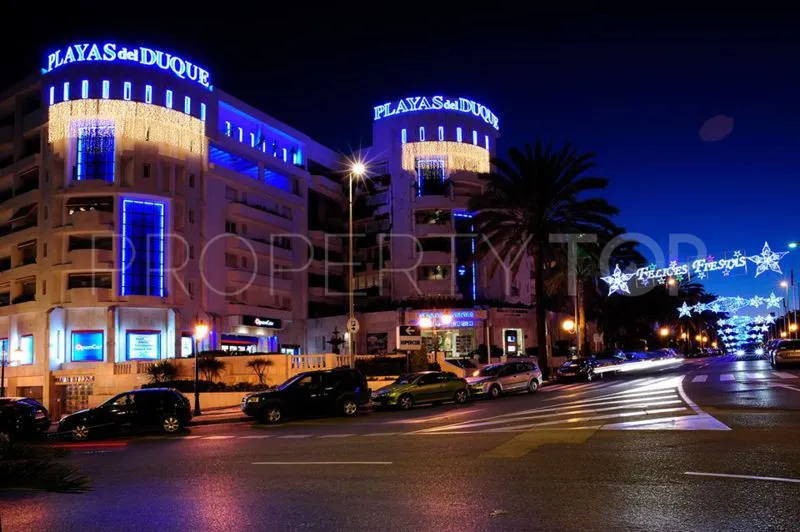 For sale apartment in Marbella - Puerto Banus with 3 bedrooms