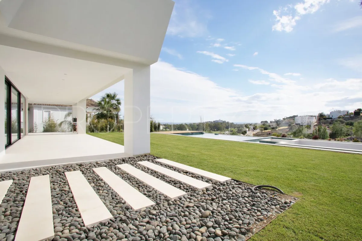 5 bedrooms Benahavis villa for sale