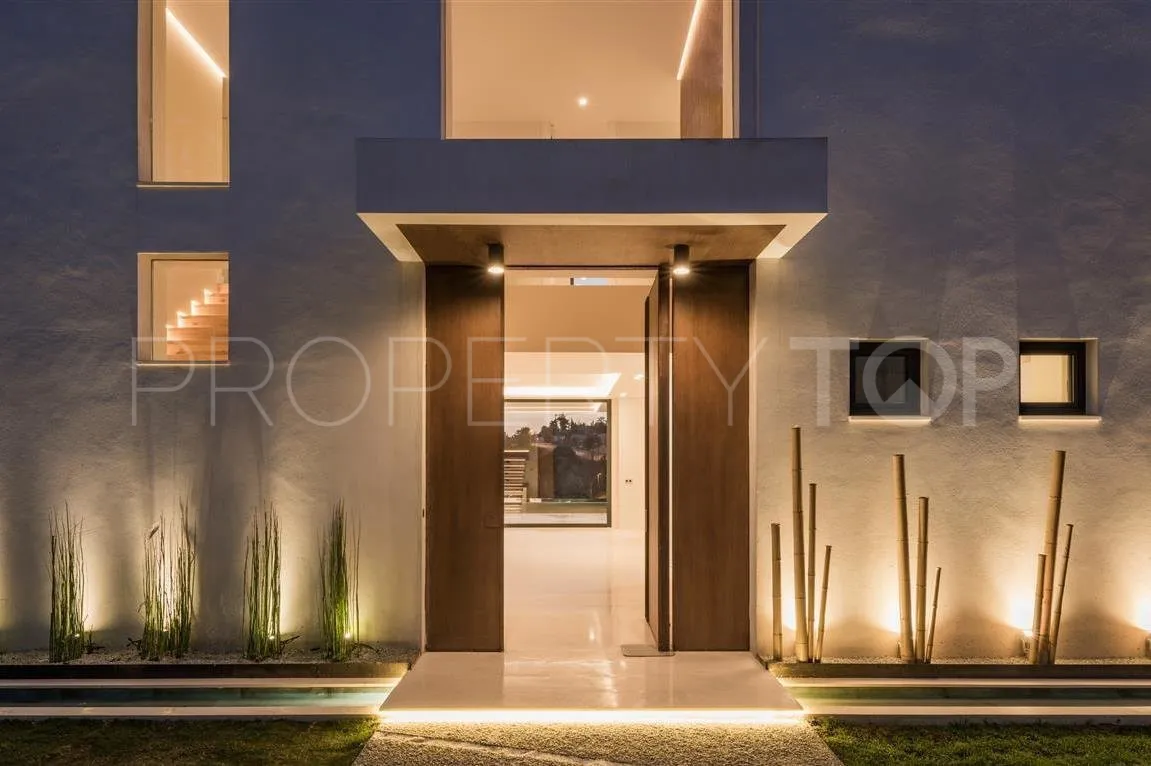 5 bedrooms Benahavis villa for sale