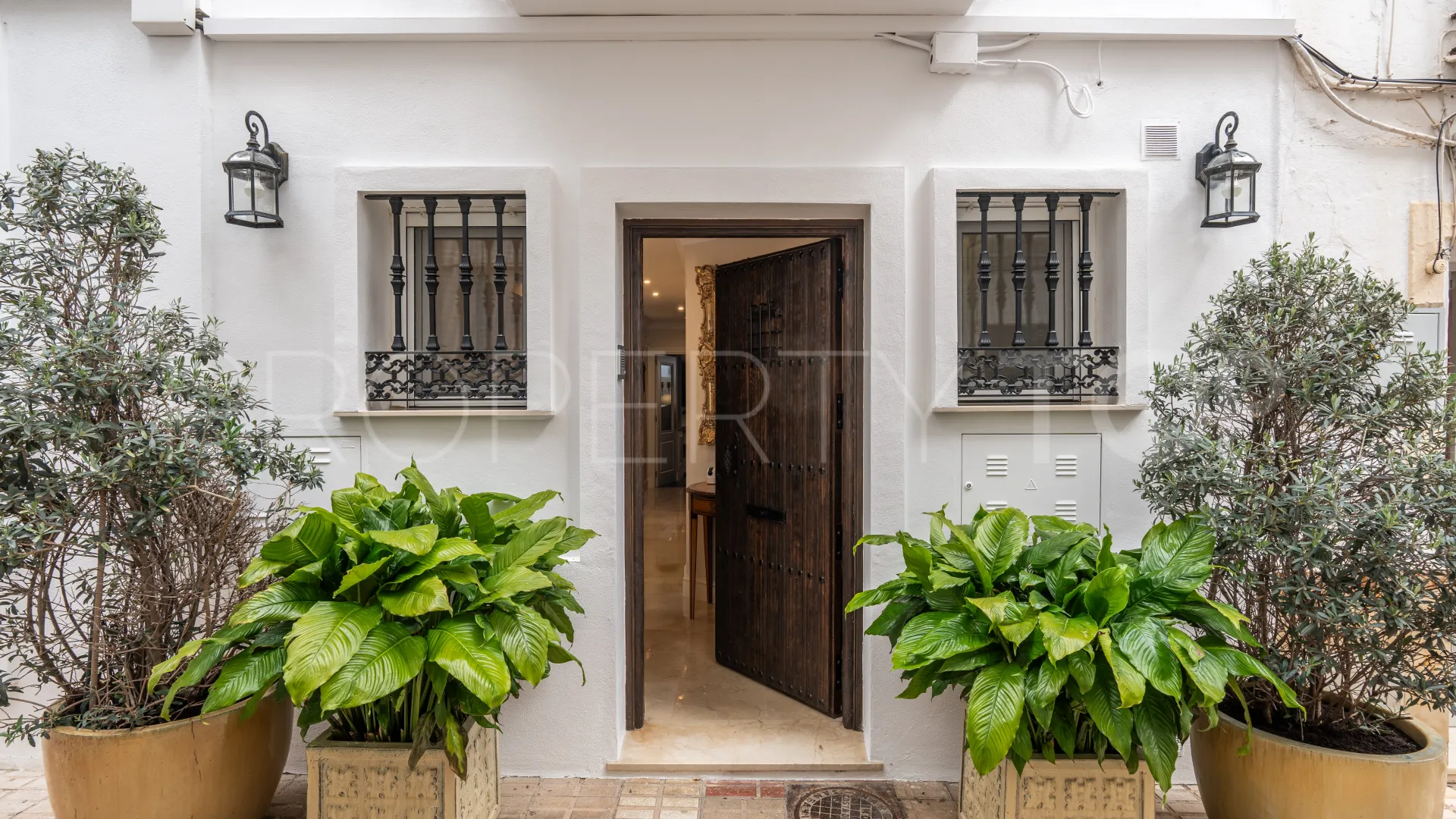 Comprar adosado con 4 dormitorios en Marbella Ciudad