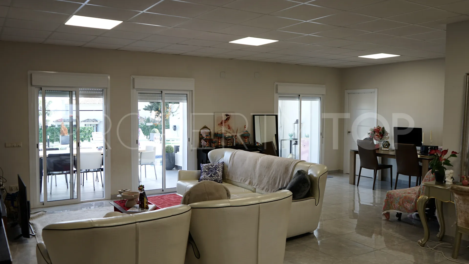 Villa en venta en Xarblanca de 6 dormitorios