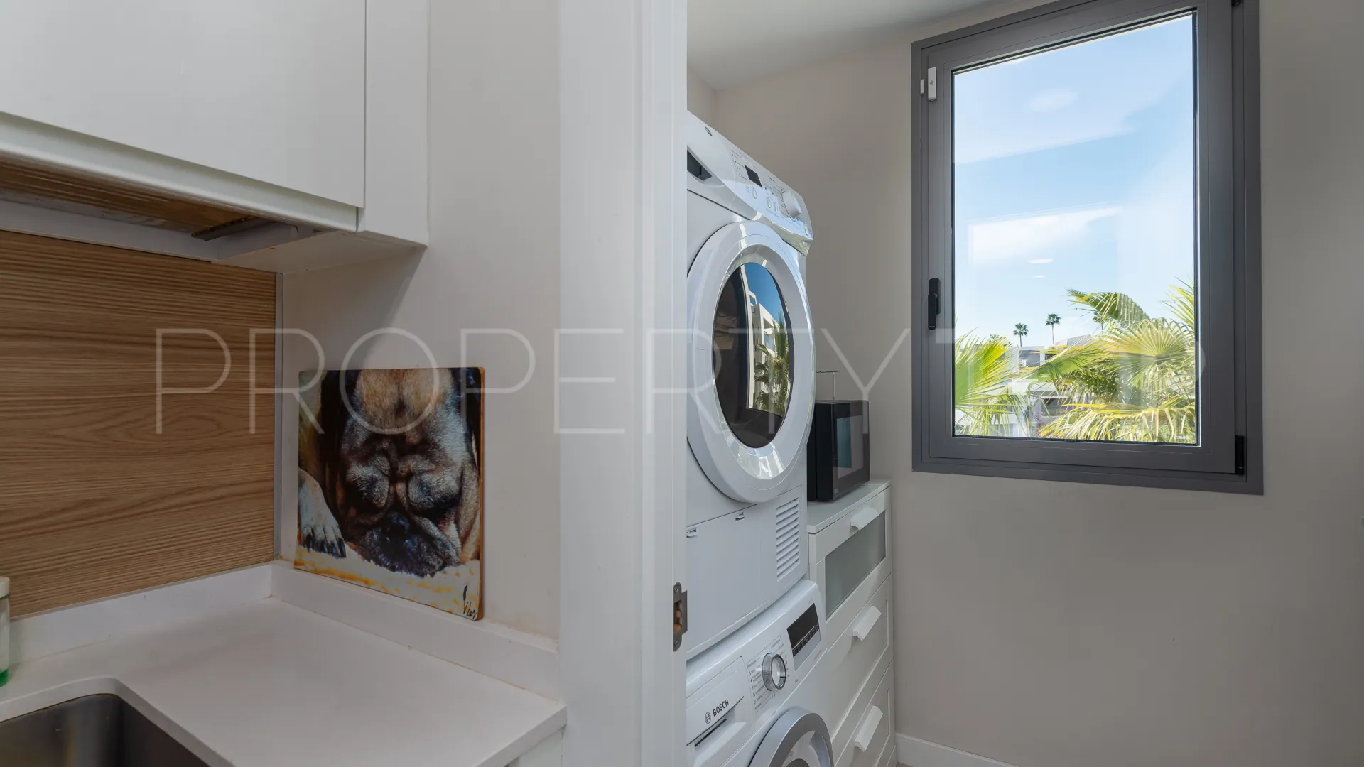 Apartment for sale in Estepona with 2 bedrooms