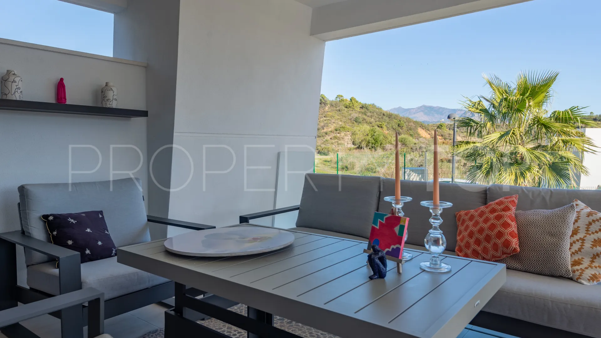 Apartment for sale in Estepona with 2 bedrooms