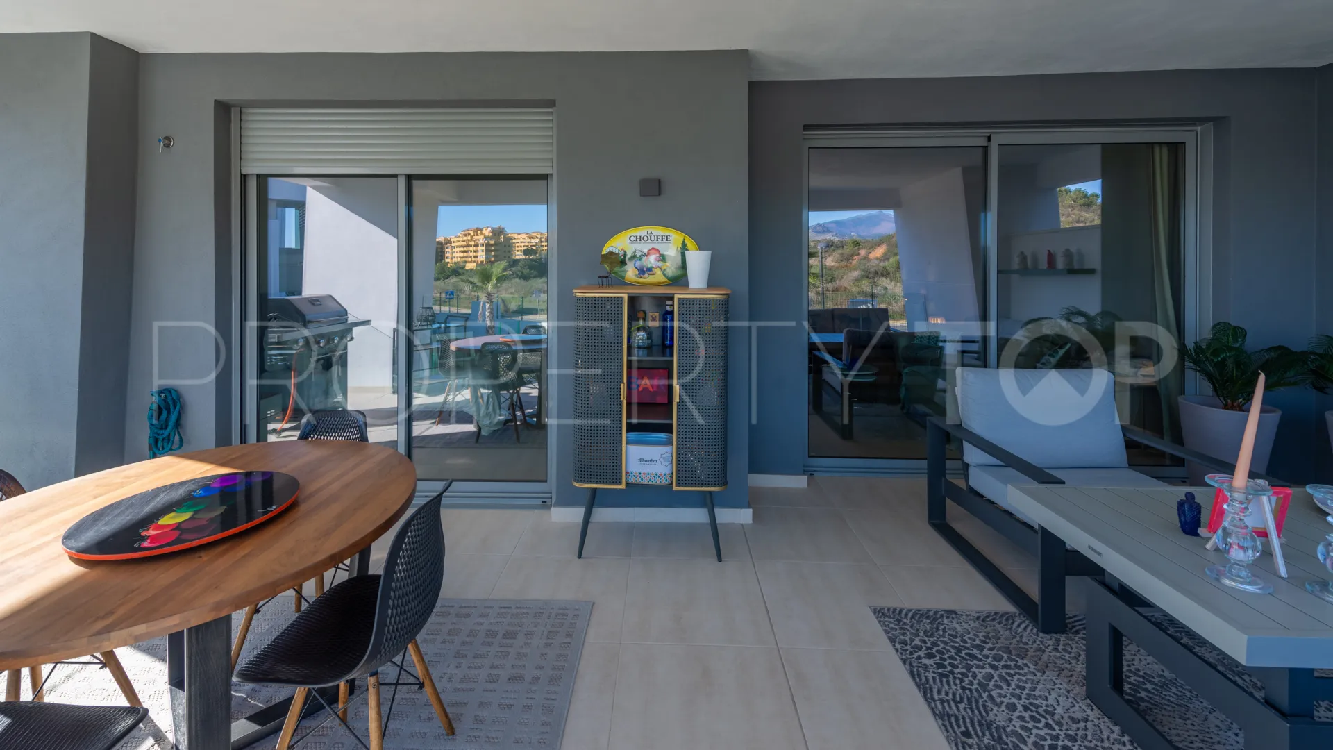 Apartment for sale in Estepona with 2 bedrooms