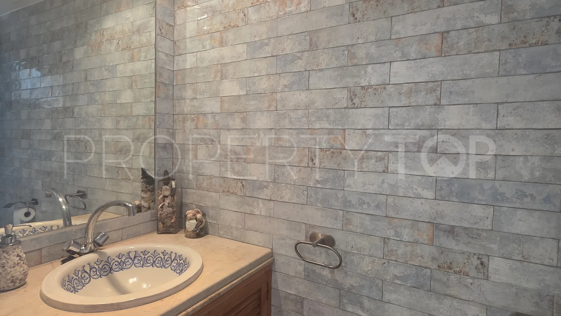 For sale town house in Alcaidesa Costa
