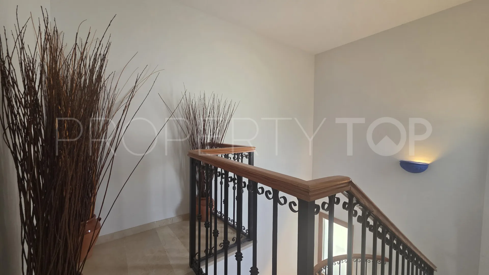 For sale town house in Alcaidesa Costa