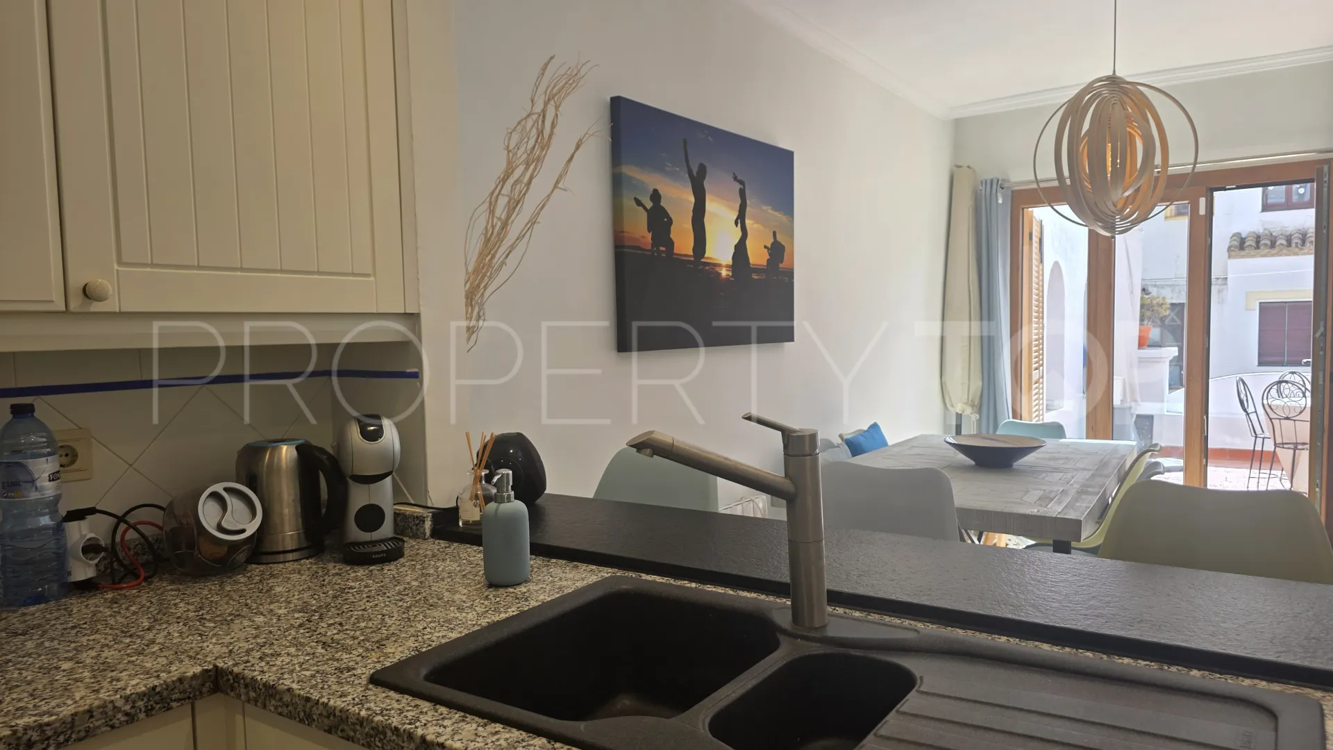 For sale town house in Alcaidesa Costa