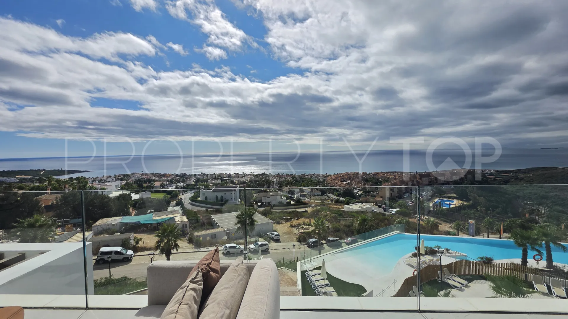For sale Alcaidesa Alta apartment