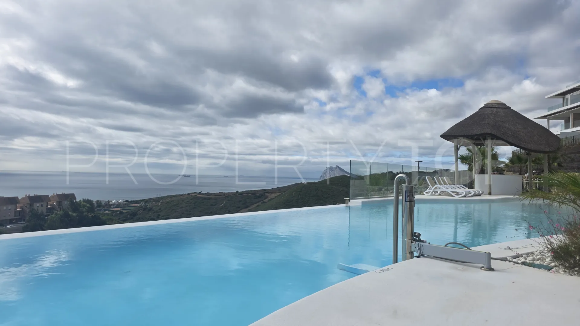 For sale Alcaidesa Alta apartment