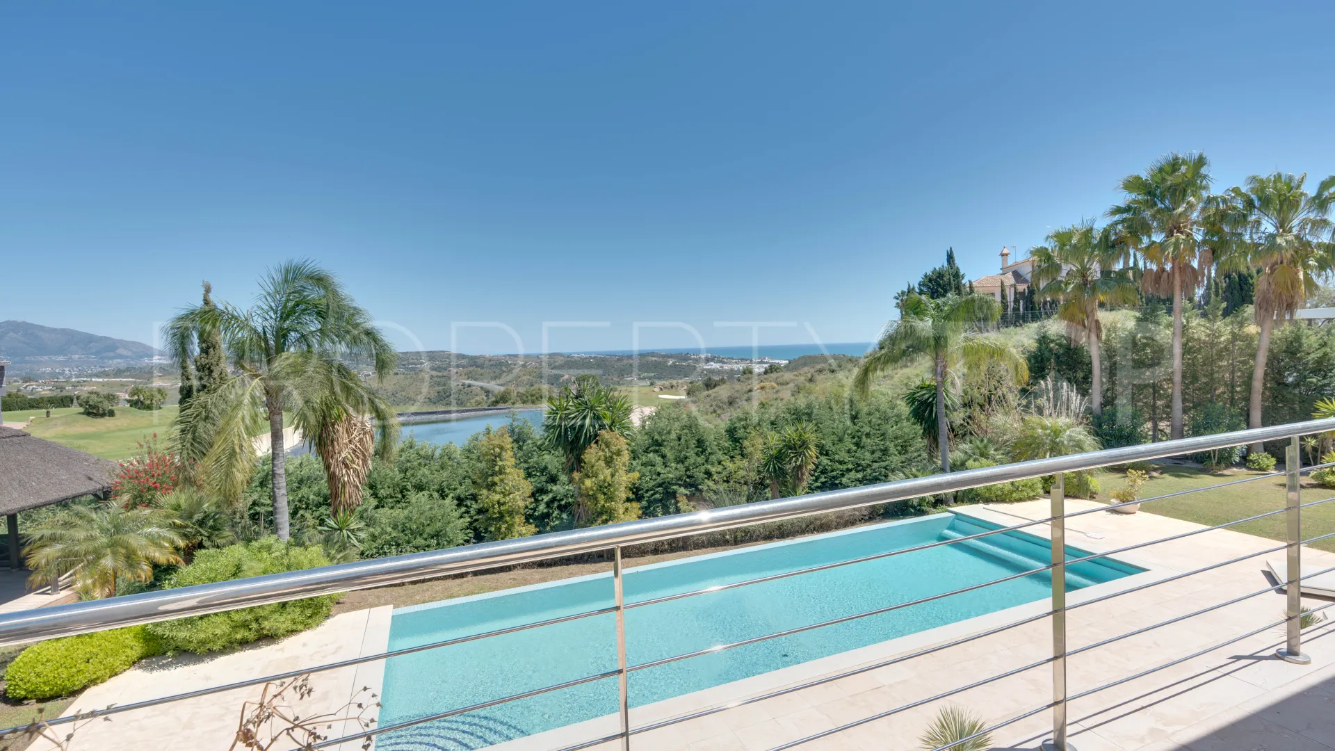 Se vende villa de 4 dormitorios en Calanova Golf