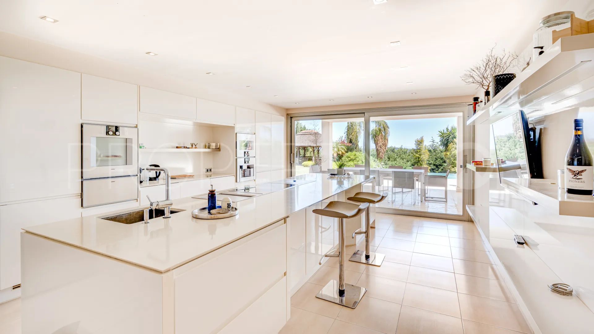 Se vende villa de 4 dormitorios en Calanova Golf