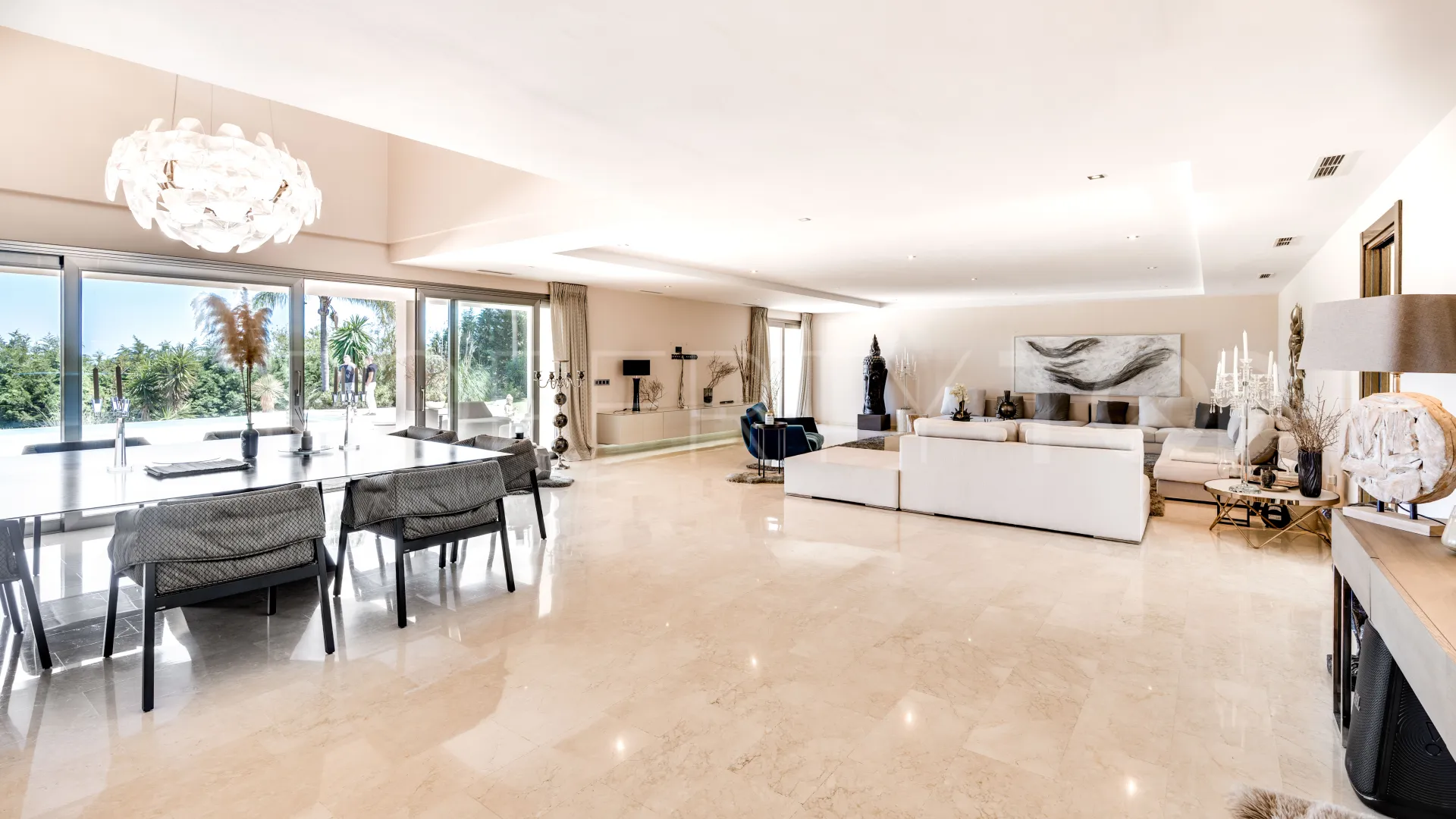 Se vende villa de 4 dormitorios en Calanova Golf
