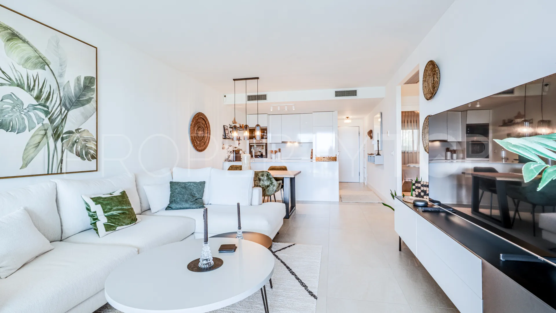 Apartamento planta baja de 2 dormitorios en venta en Princesa Kristina