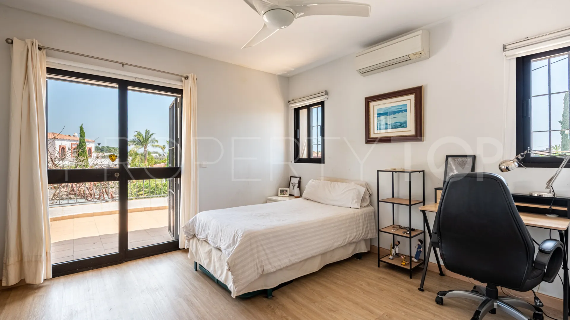Villa a la venta de 4 dormitorios en Marbella Golden Mile