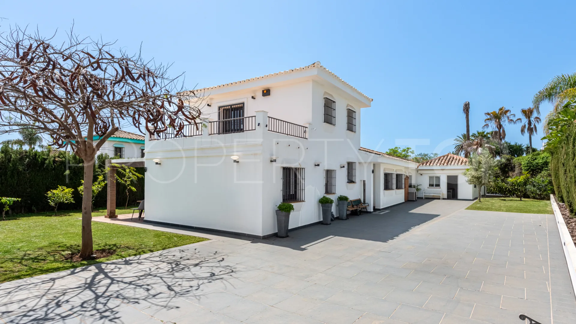 Villa a la venta de 4 dormitorios en Marbella Golden Mile