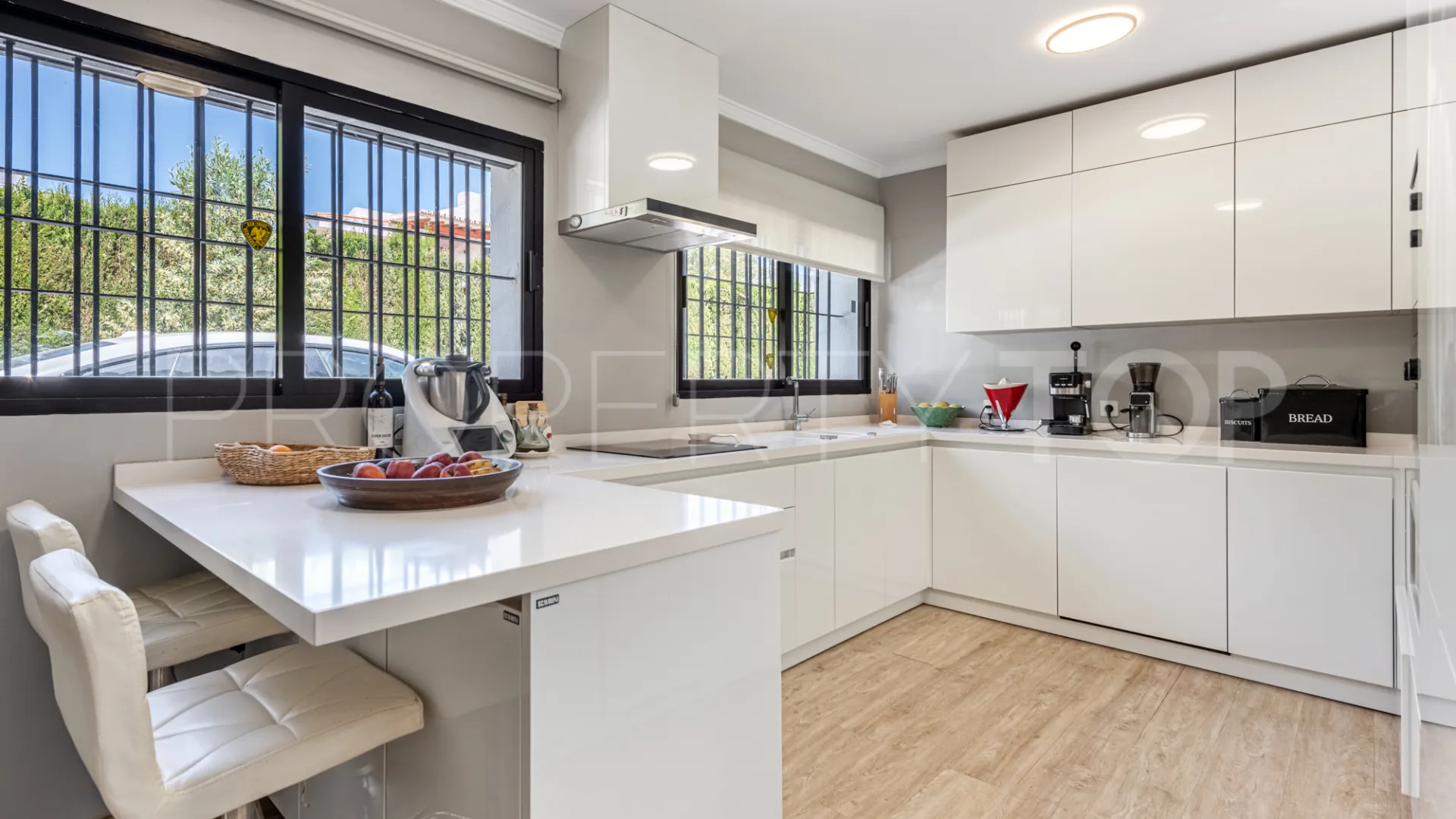 Villa a la venta de 4 dormitorios en Marbella Golden Mile