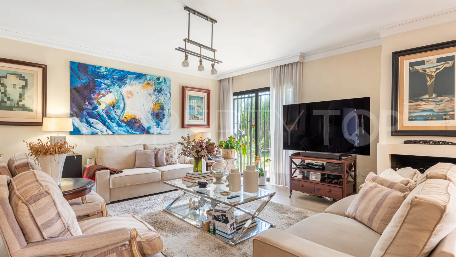 Villa a la venta de 4 dormitorios en Marbella Golden Mile