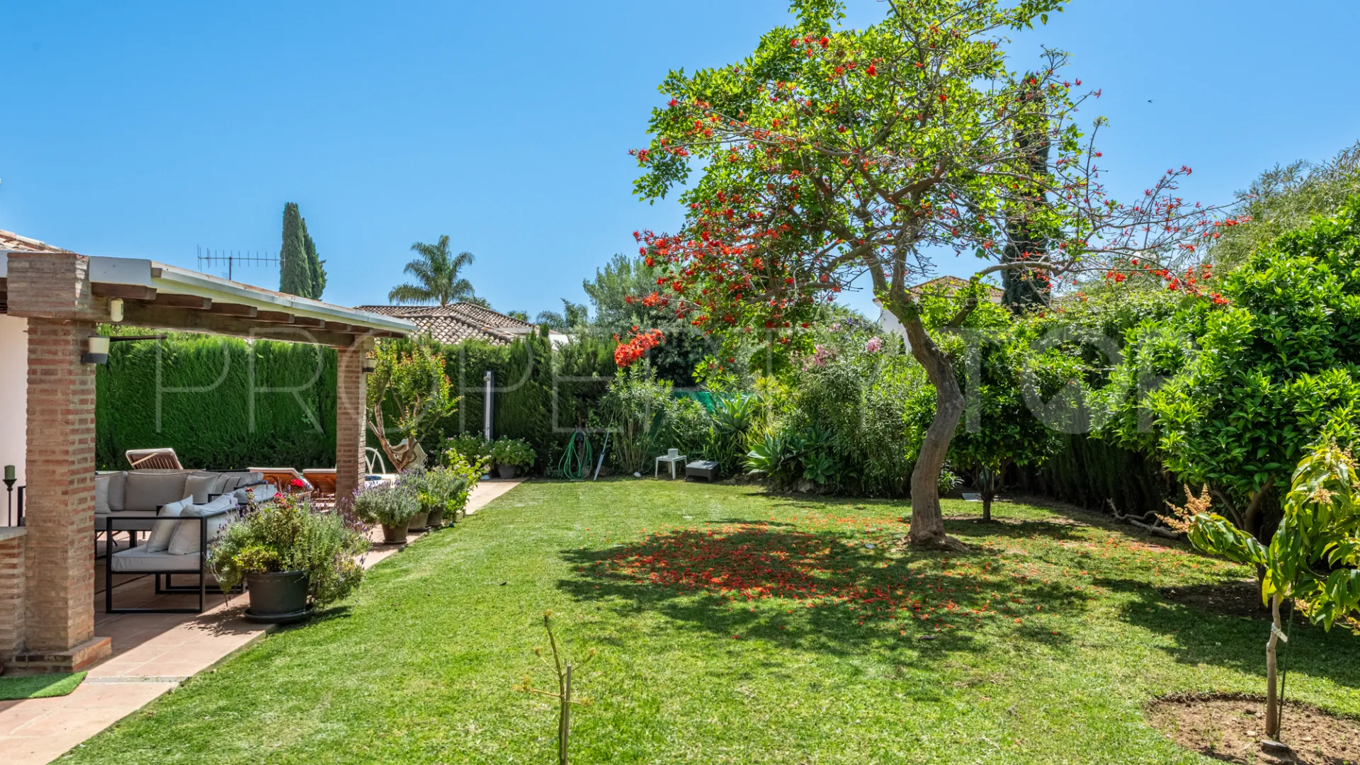 Villa a la venta de 4 dormitorios en Marbella Golden Mile