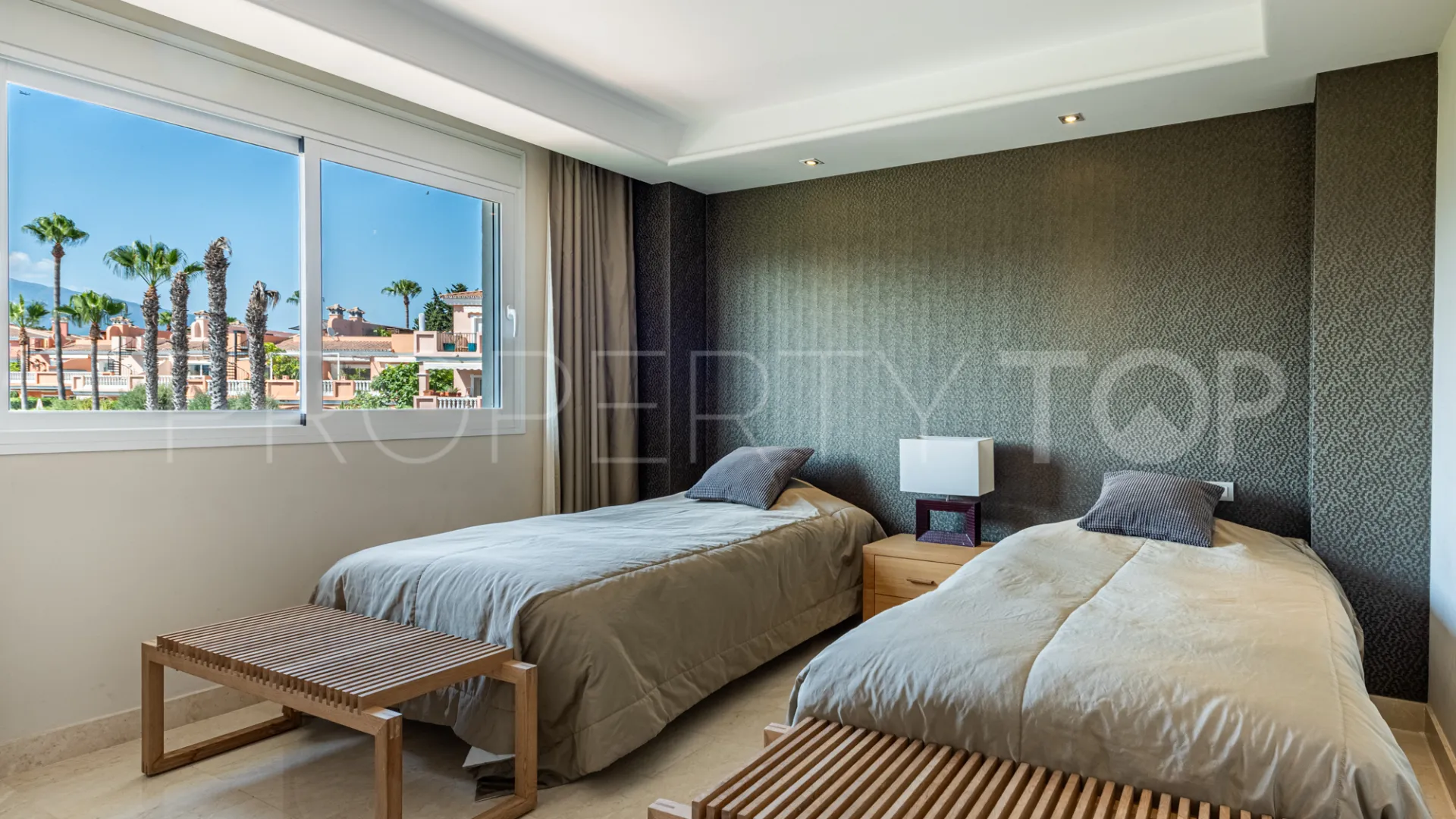 Apartment for sale in New Golden Mile