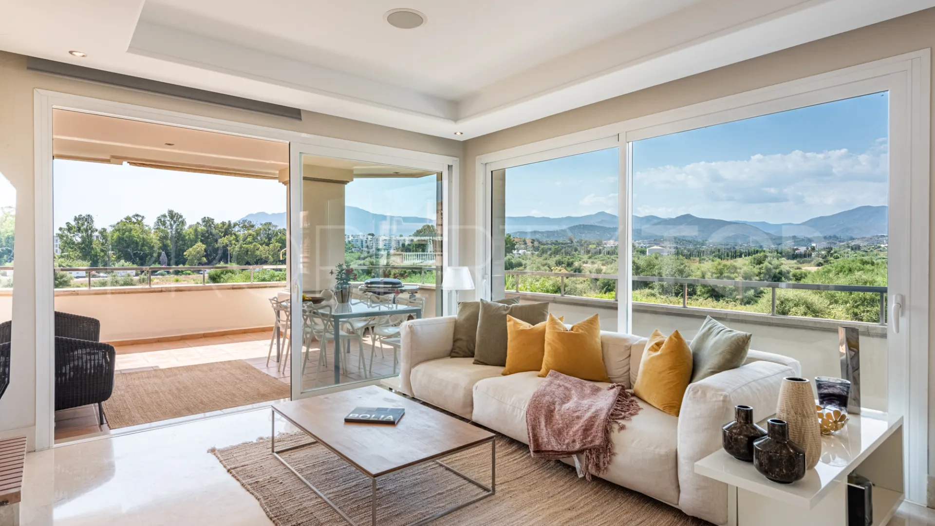 Apartment for sale in New Golden Mile