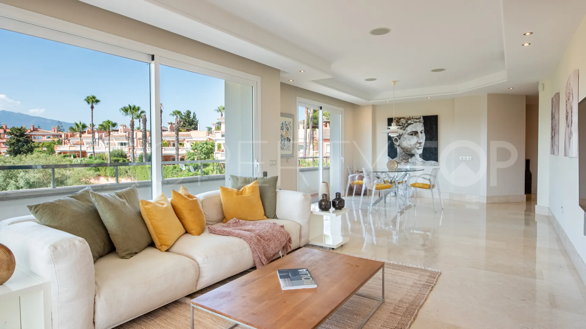 Apartment for sale in New Golden Mile