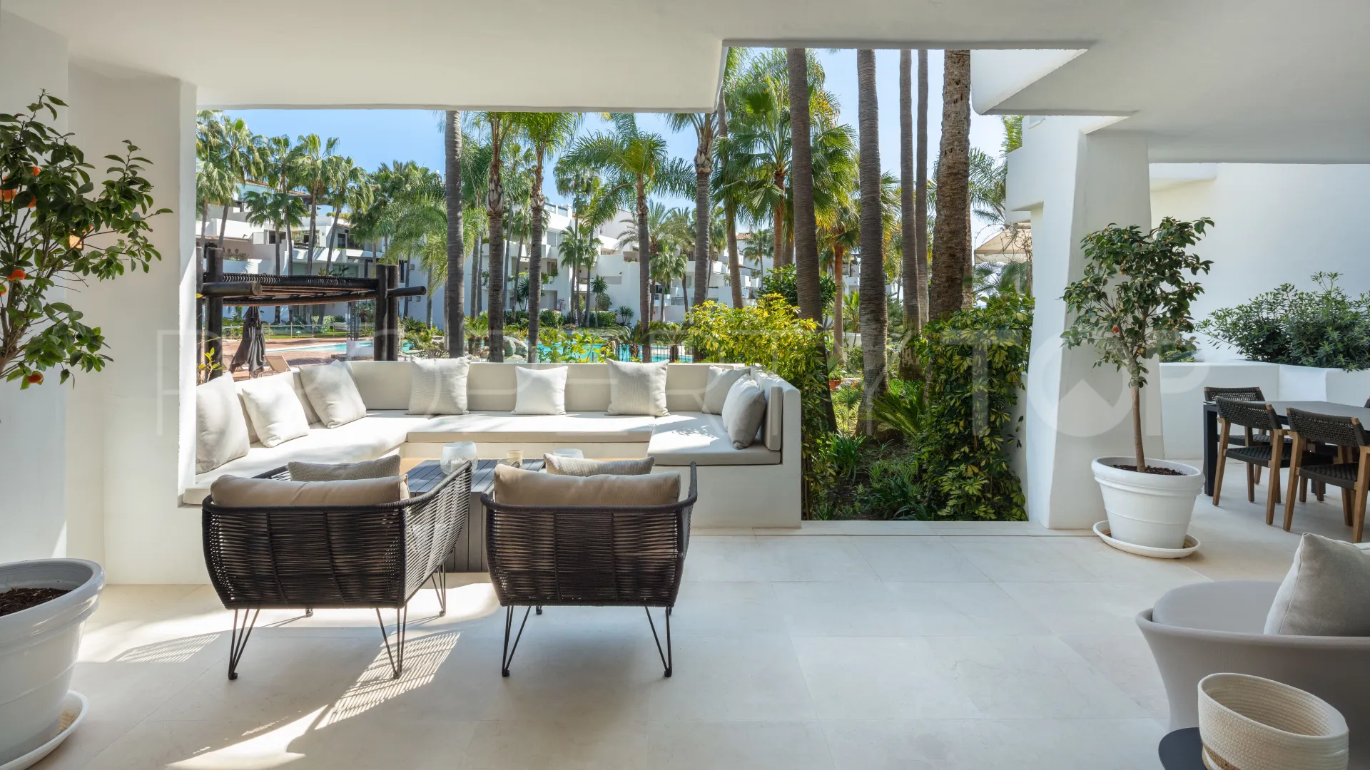 For sale Marbella Golden Mile 3 bedrooms apartment