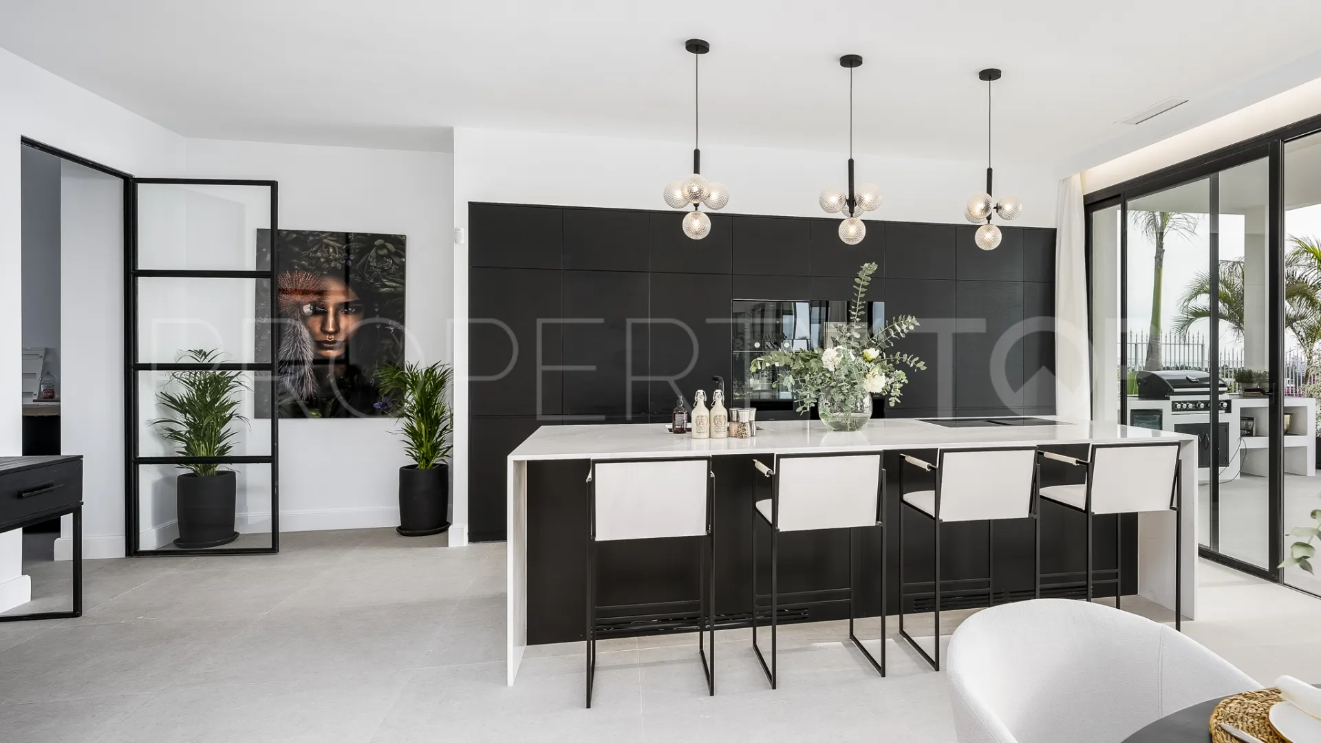 8 bedrooms villa for sale in Los Flamingos