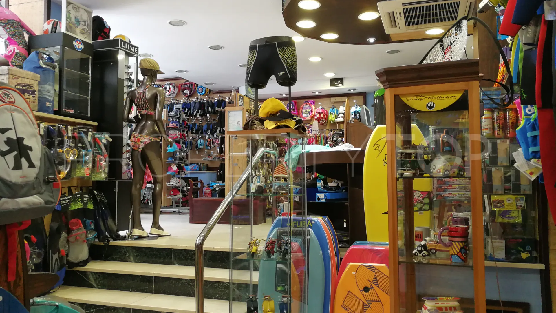 Local comercial en venta en Marbella - Puerto Banus