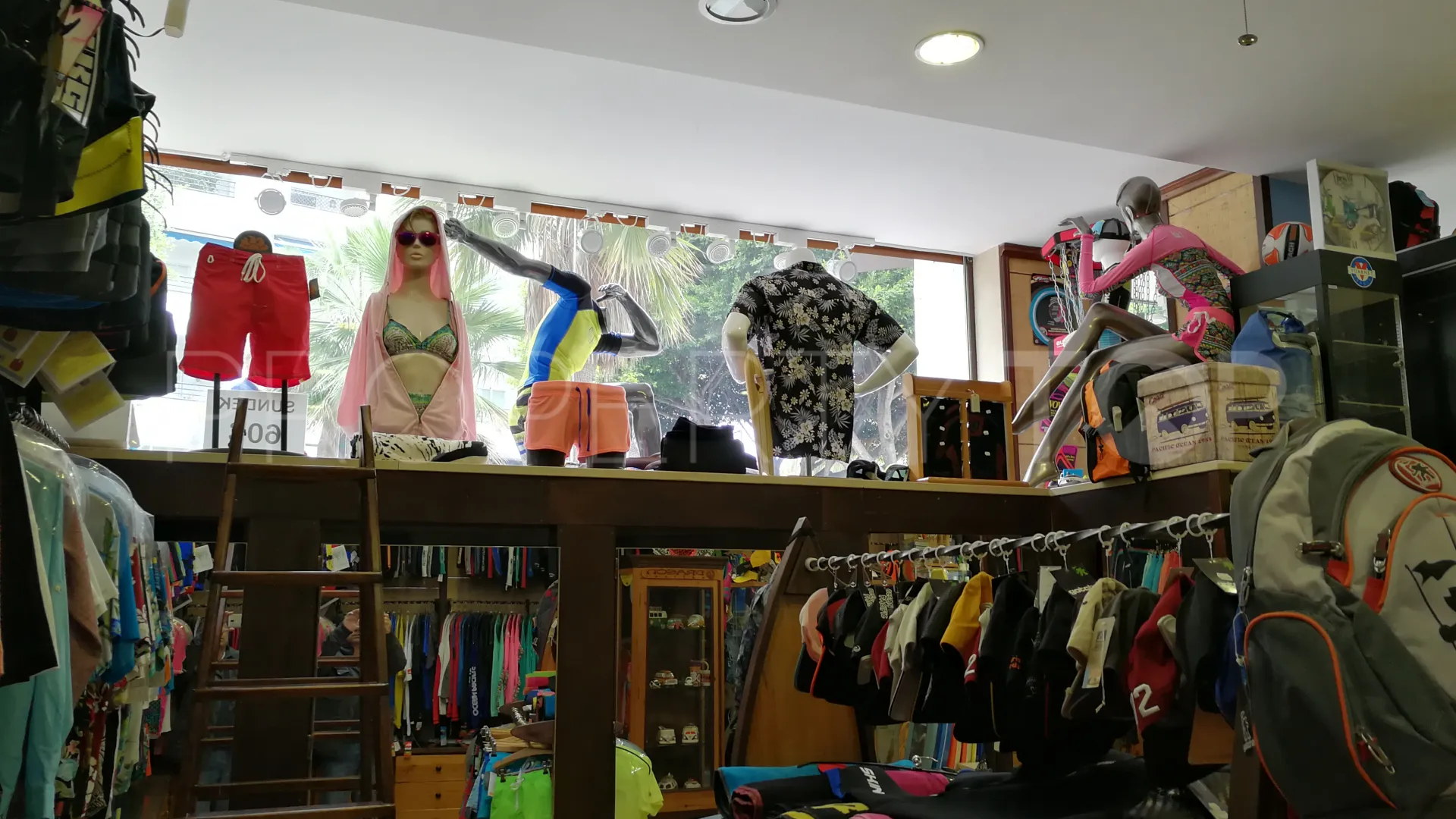 Local comercial en venta en Marbella - Puerto Banus