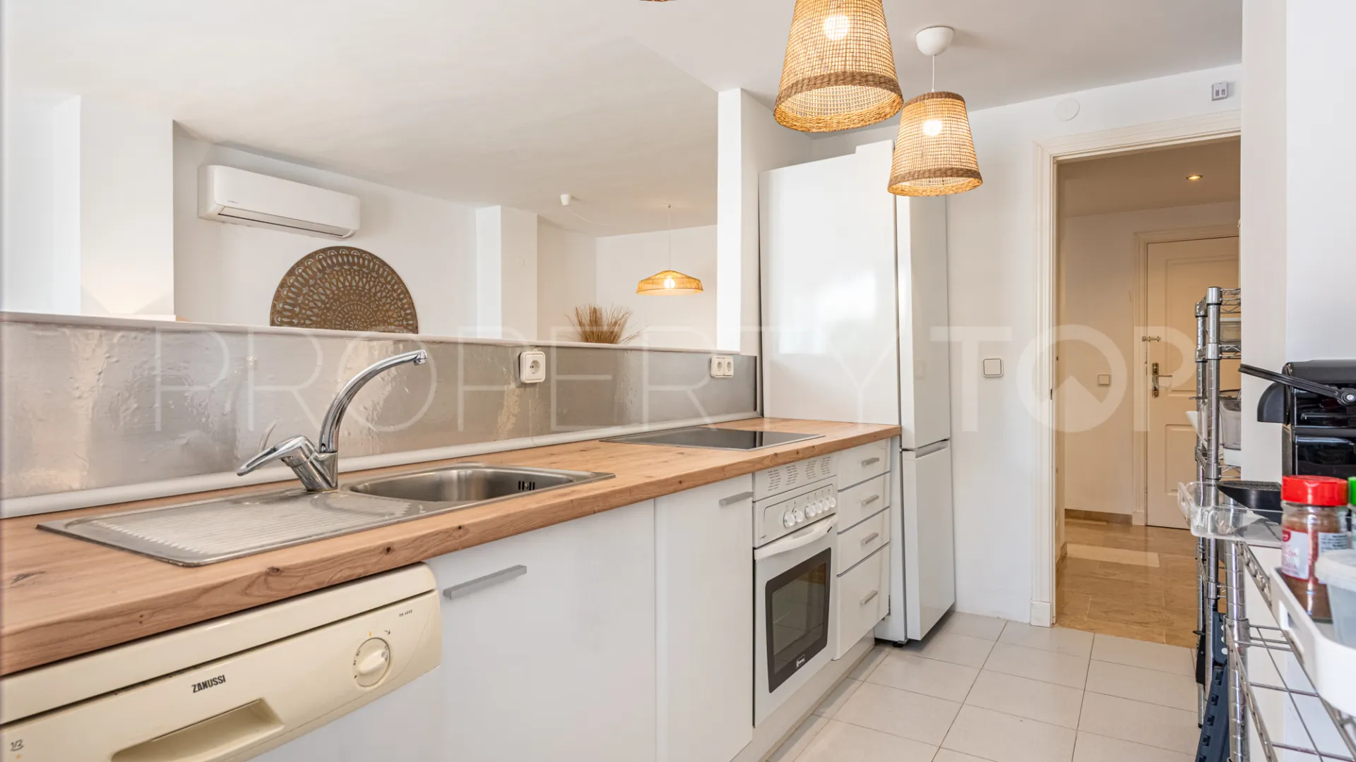 Coto Real apartment for sale