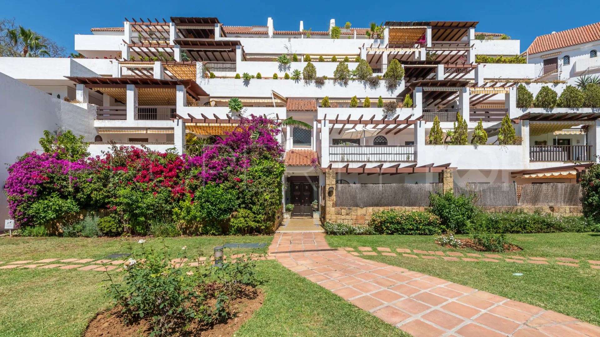 Coto Real apartment for sale