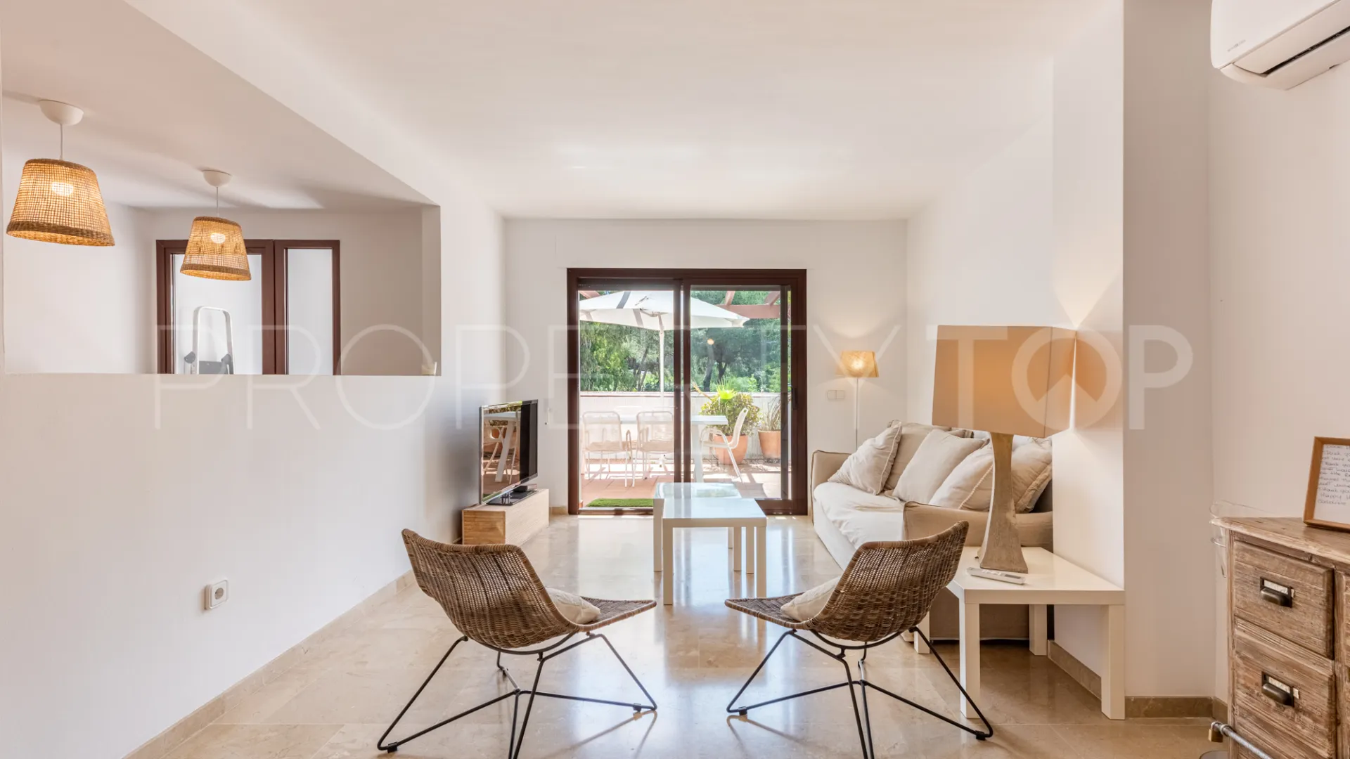 Coto Real apartment for sale