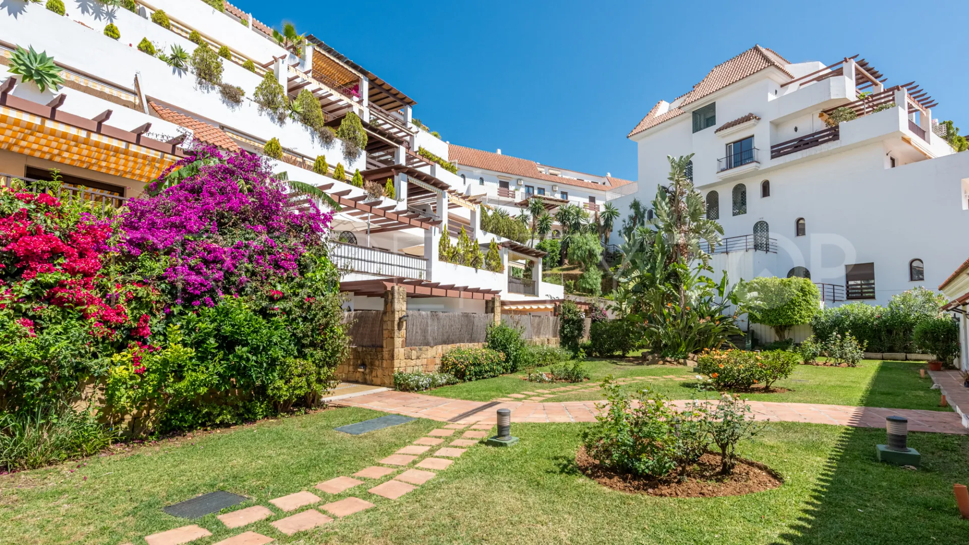 Coto Real apartment for sale