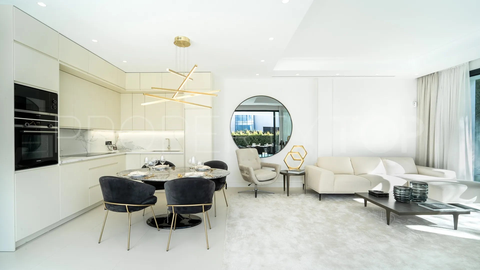 Marbella Golden Mile, villa con 4 dormitorios en venta