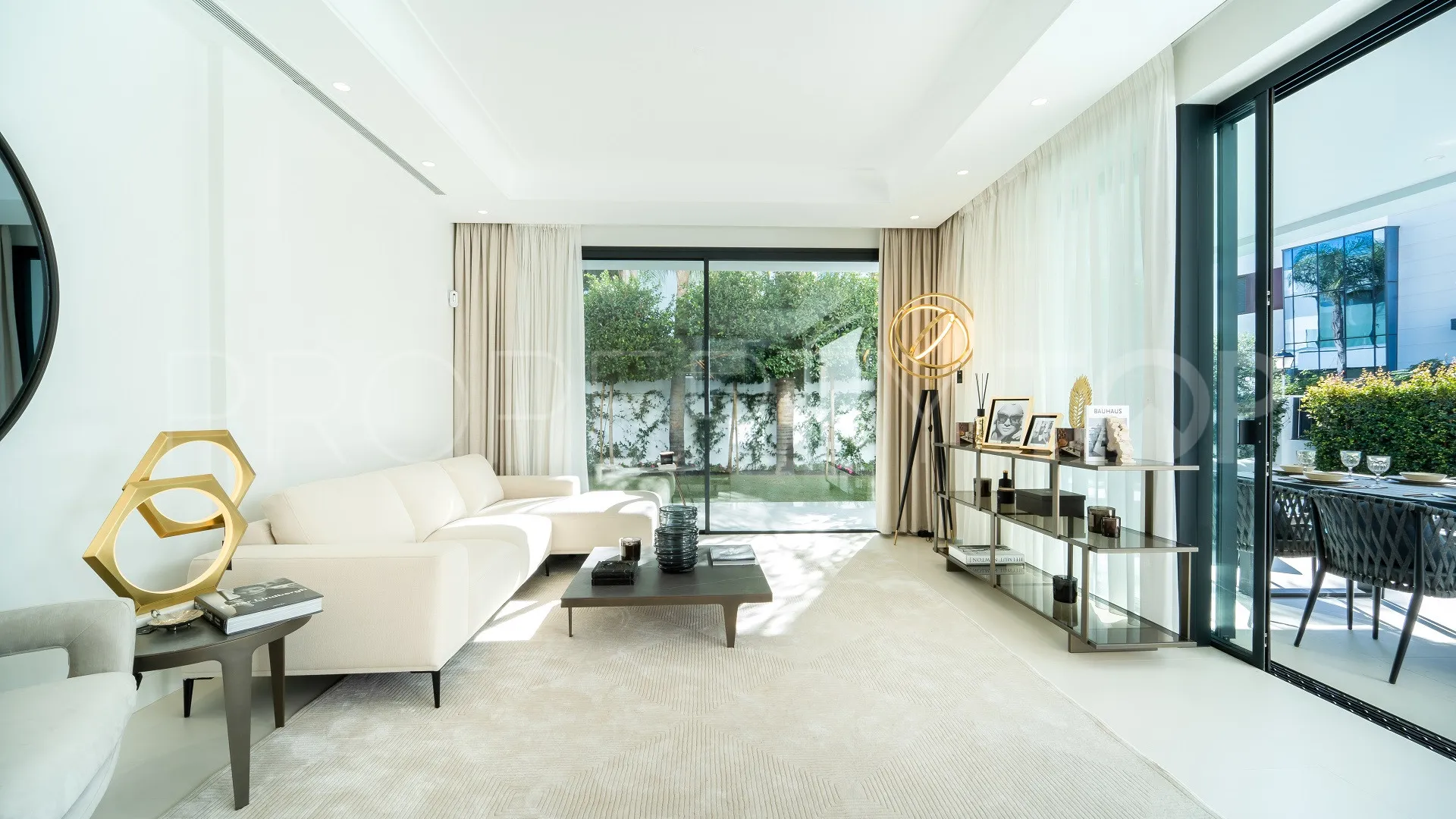 Marbella Golden Mile, villa con 4 dormitorios en venta