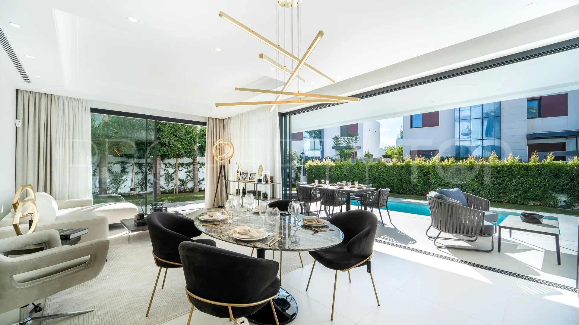 Marbella Golden Mile, villa con 4 dormitorios en venta