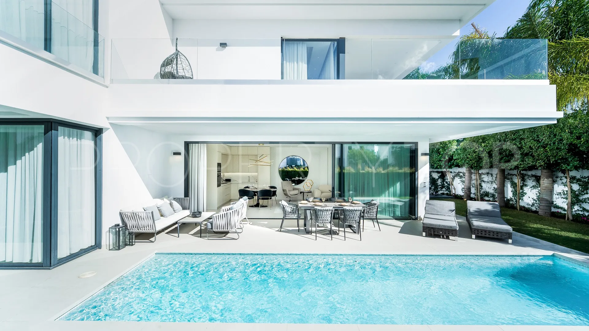 Marbella Golden Mile, villa con 4 dormitorios en venta