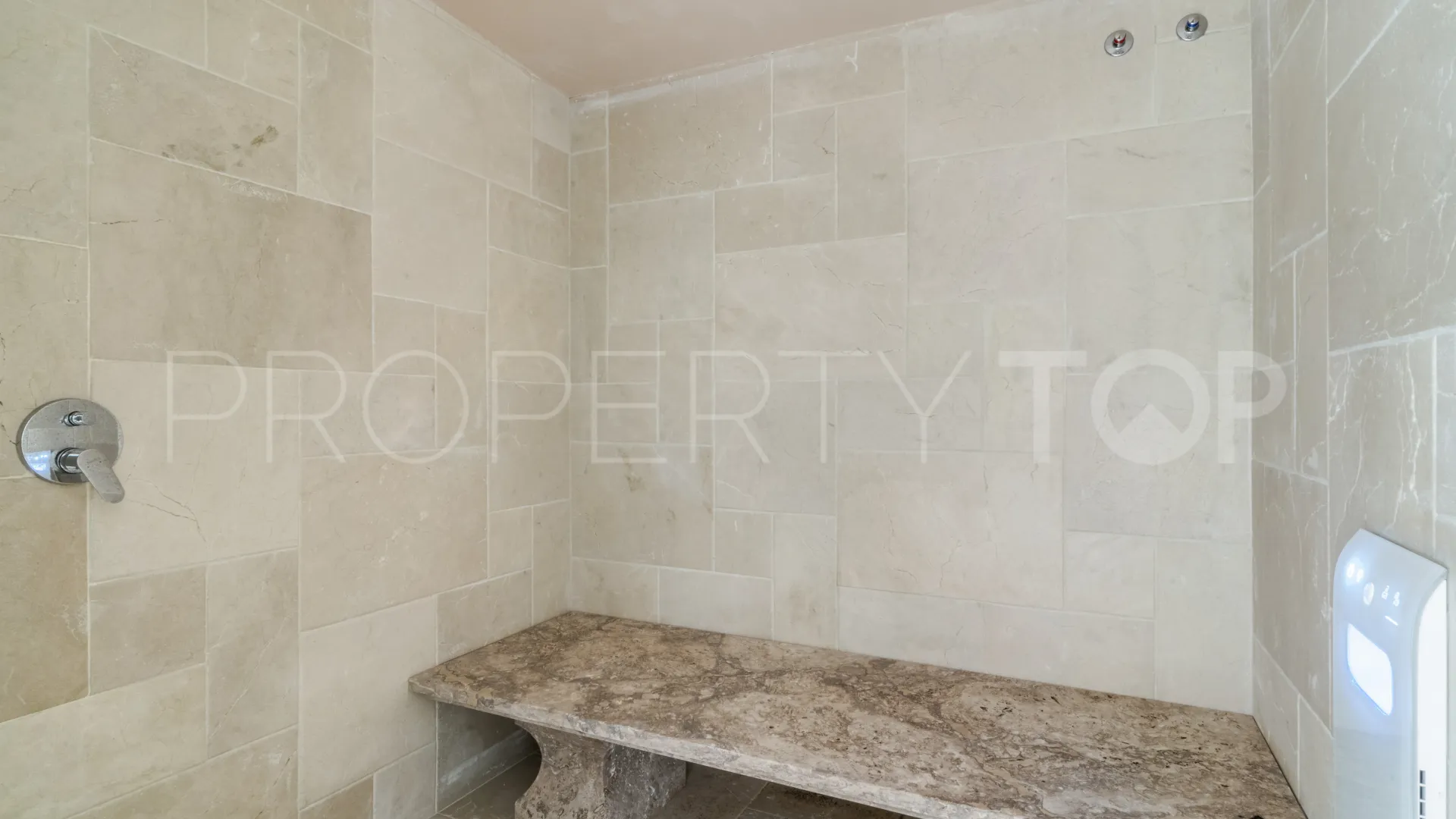 Villa en venta de 4 dormitorios en Marbella Golden Mile