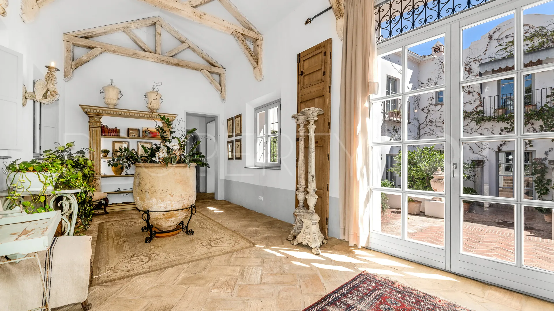 Comprar villa en Ctra. De Ronda